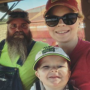 Meet your Posher, Cecilia